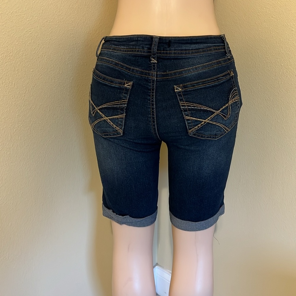 Dark wash shorts - Picture 2 of 2